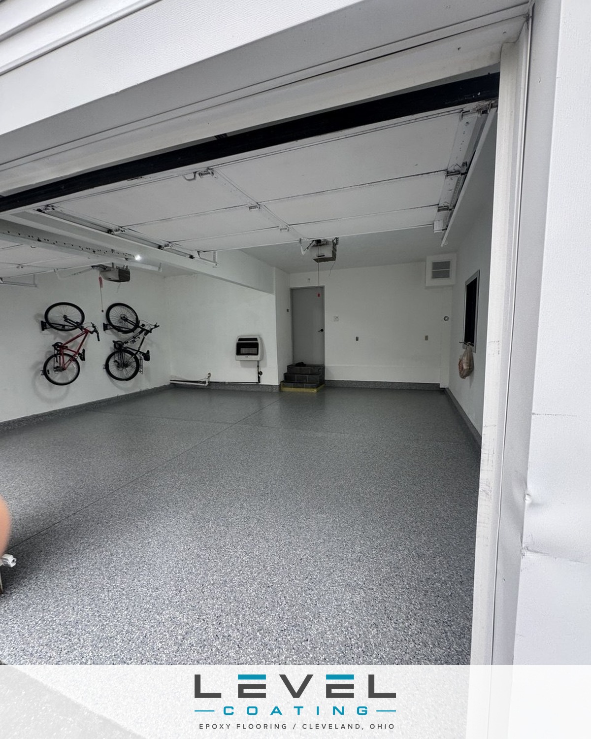 Full-flake polyaspartic garage floor, Cleveland OH